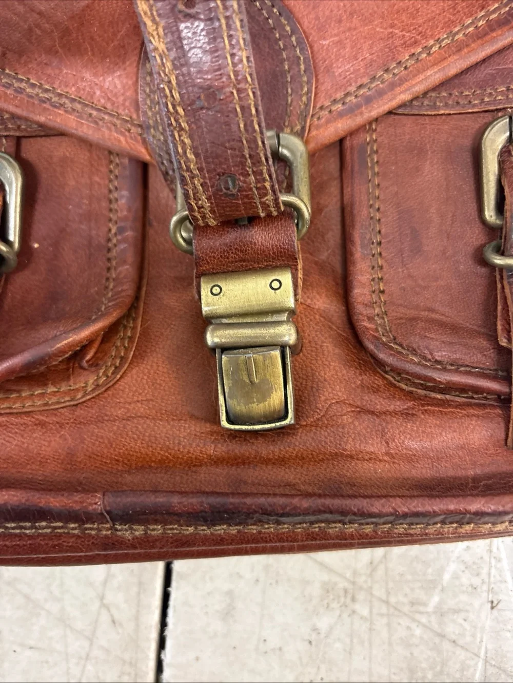 Men's Brown Leather Messenger Bag with Dual Front Buckles